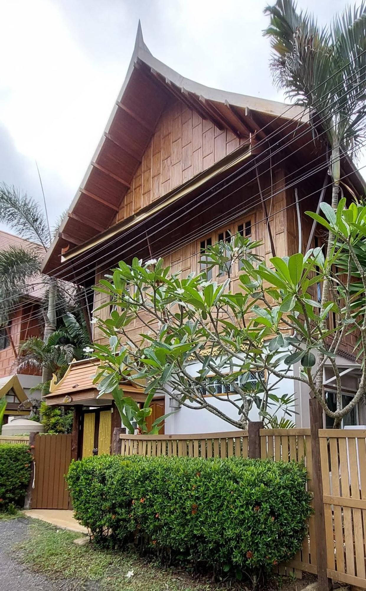 Villa Ayutthaya At Kantiang Bay Koh Lanta Exterior photo