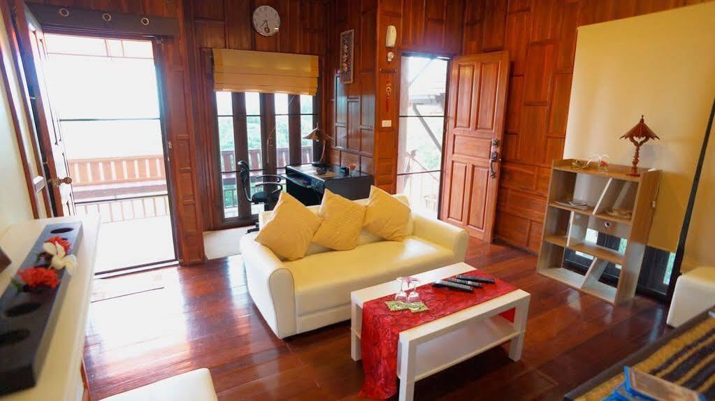 Villa Ayutthaya At Kantiang Bay Koh Lanta Exterior photo
